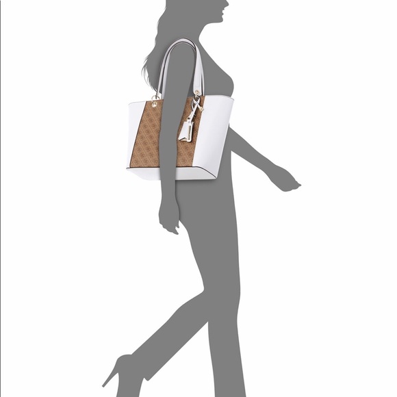 Handbag - Picture 4 of 4